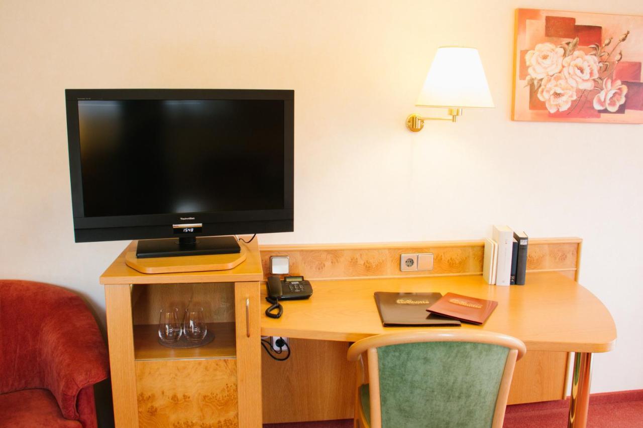Hotel-Restaurant Sennhuette Im Herzen Des Suedschwarzwalds Kleines Wiesental Dış mekan fotoğraf