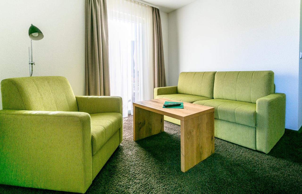 Hotel-Restaurant Sennhuette Im Herzen Des Suedschwarzwalds Kleines Wiesental Dış mekan fotoğraf