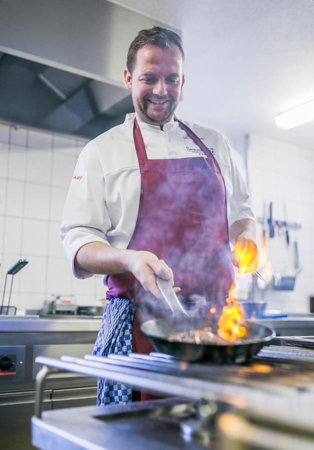 Hotel-Restaurant Sennhuette Im Herzen Des Suedschwarzwalds Kleines Wiesental Dış mekan fotoğraf